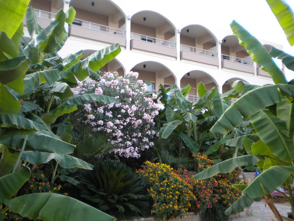 Paradise Lost Hotel-Apartments Toló Kültér fotó